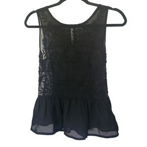 Forever 21 Womens Juniors Sheer Sleeveless Embroidered Blouse Size Small